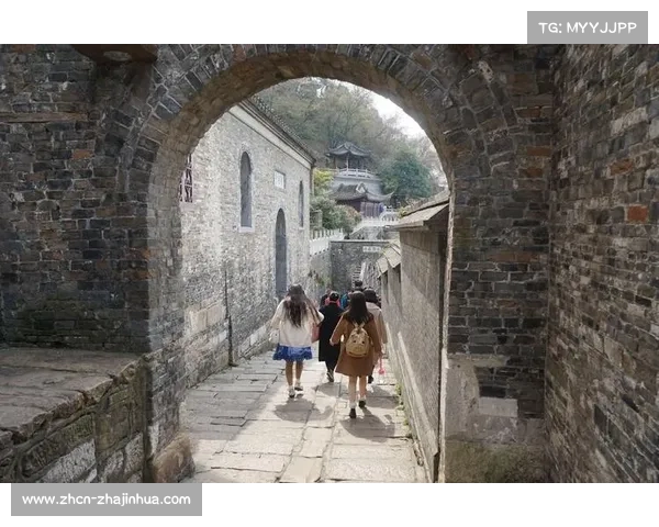 卡米洛携哥伦比亚射手身份许下保级承诺 深情回望长春岁月